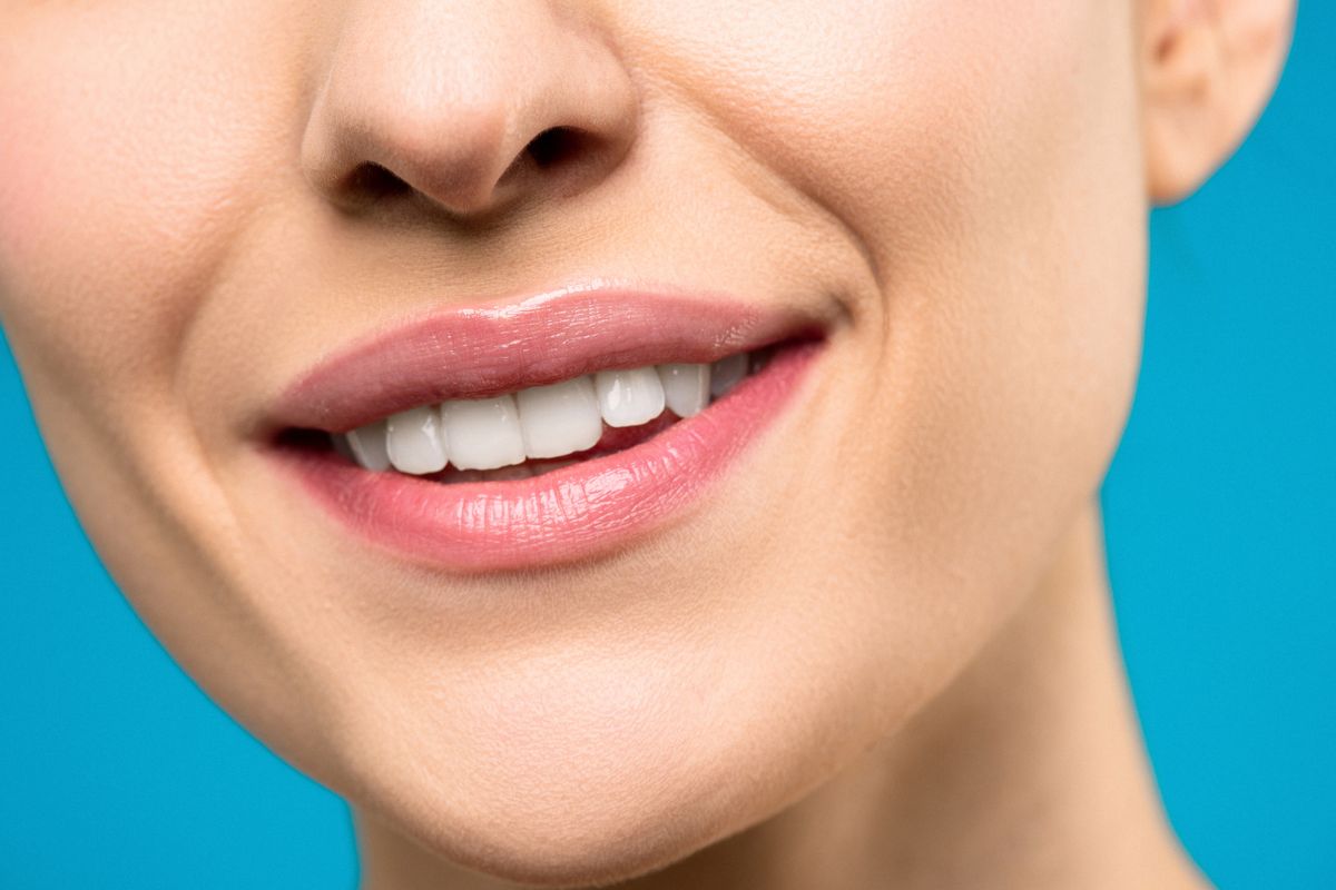 Best whitening options for sensitive teeth